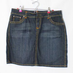 HOT TO TROT SKIRT Dark Blue Denim Jean Mini Skirt Size Large Flat Front Pockets